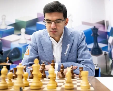 Tie King Giri Grinds to $90,000 Award at Grand Swiss on the Silk Road